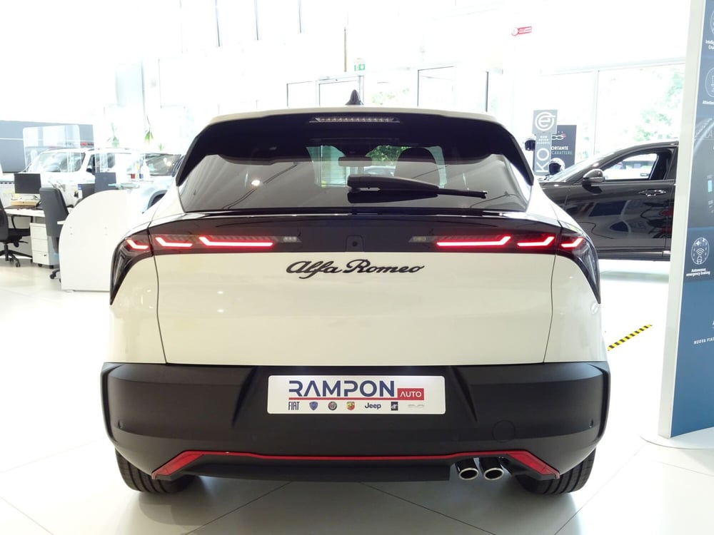 Alfa Romeo Junior nuova a Venezia (4)