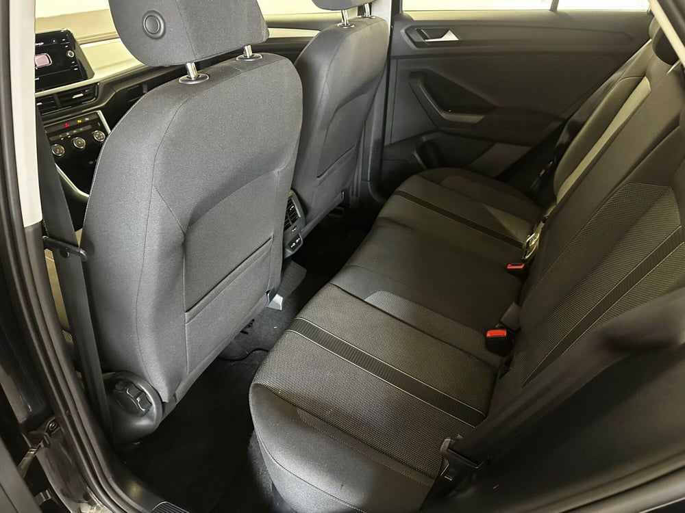 Volkswagen T-Roc usata a L'Aquila (11)
