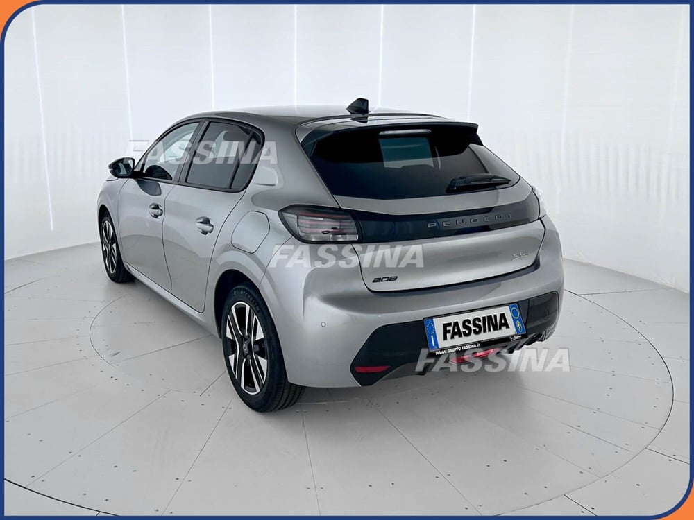 Peugeot 208 usata a Milano (4)