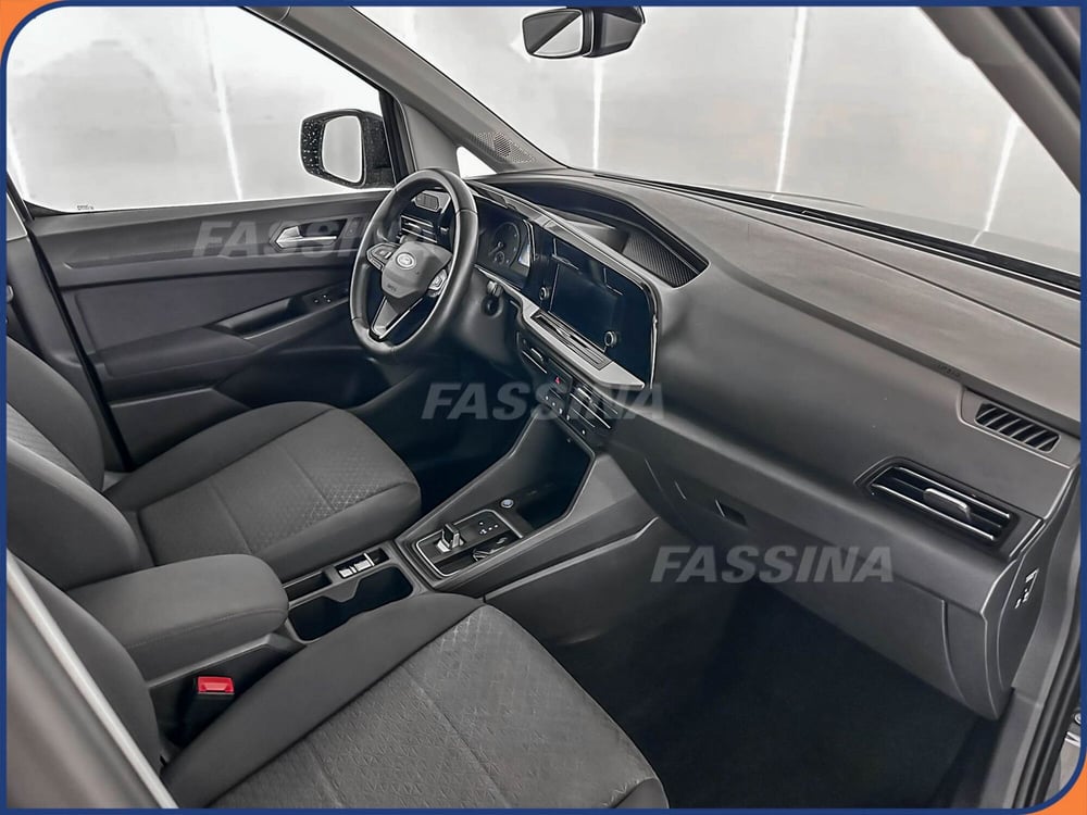 Ford Tourneo Connect usata a Milano (13)