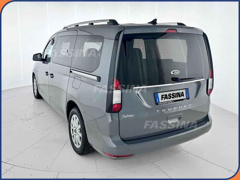 Ford Tourneo Connect usata a Milano (4)