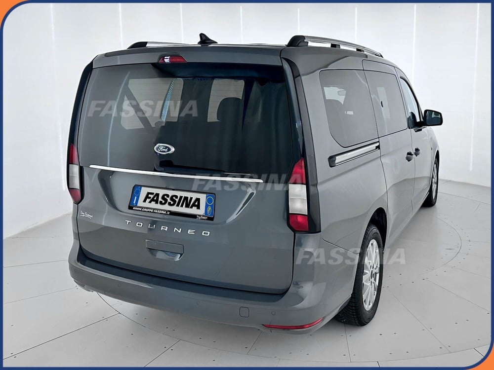 Ford Tourneo Connect usata a Milano (6)