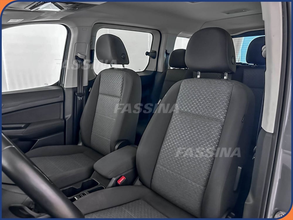 Ford Tourneo Connect usata a Milano (8)