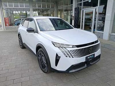 Peugeot 3008 73 kWh Allure nuova a Magenta