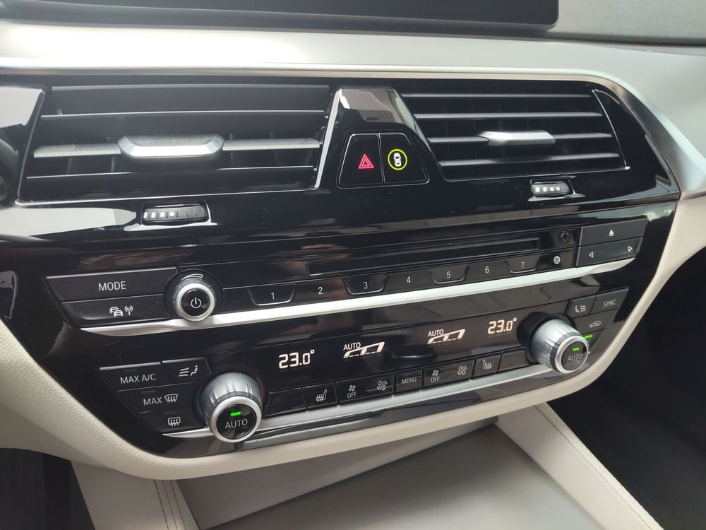 BMW Serie 6 Gran Turismo usata a Modena (11)