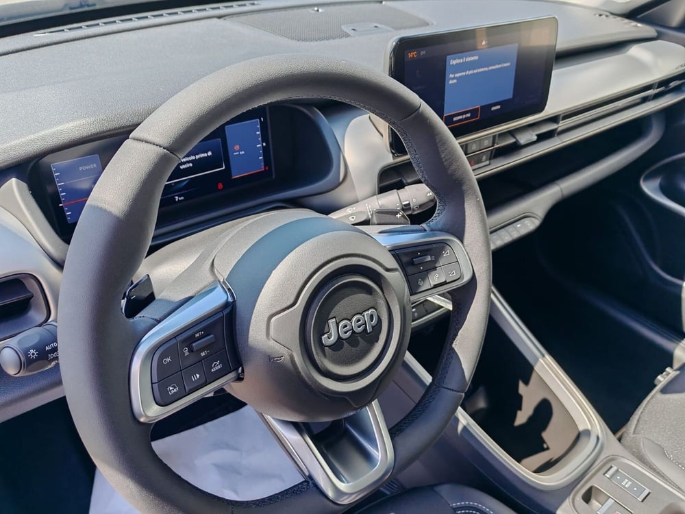 Jeep Avenger nuova a Arezzo (10)