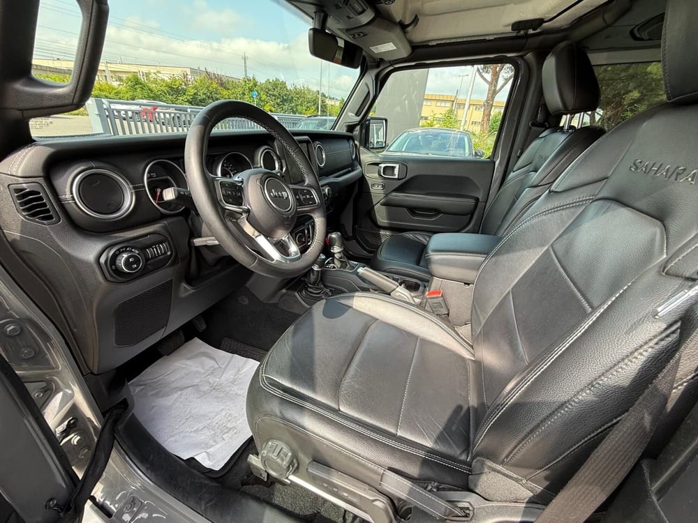 Jeep Wrangler usata a Arezzo (11)