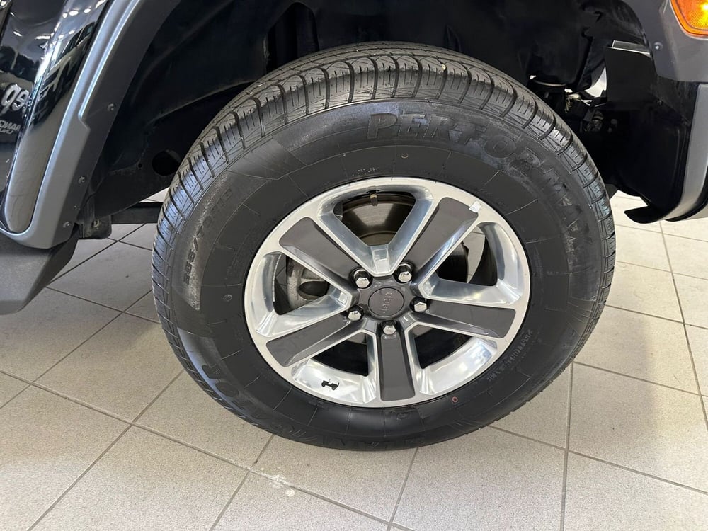 Jeep Wrangler Unlimited usata a Arezzo (19)