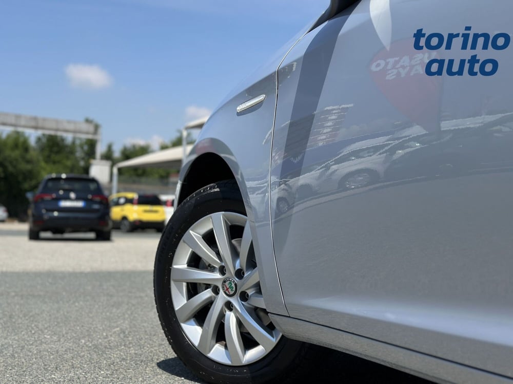 Alfa Romeo Giulietta usata a Torino (10)