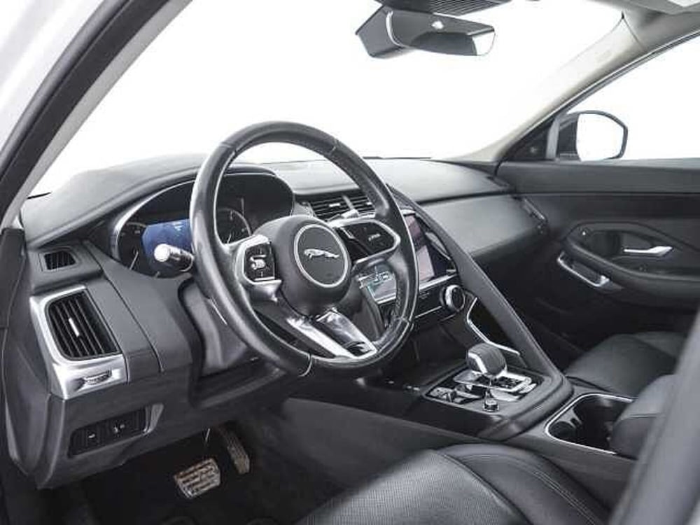 Jaguar E-Pace usata a Perugia (13)