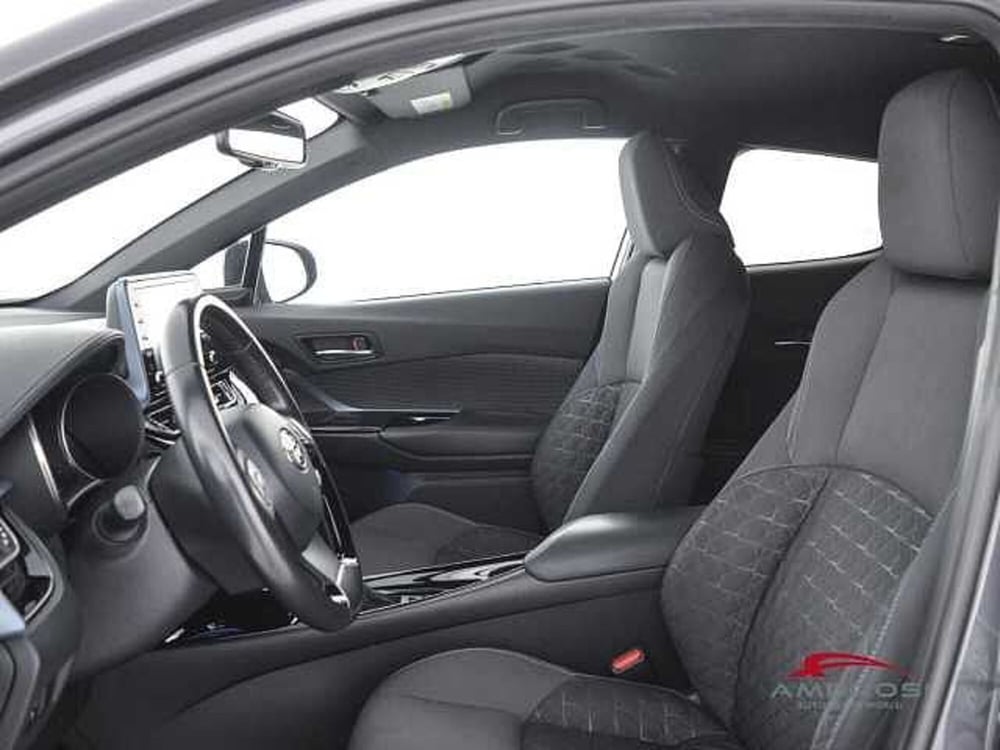 Toyota Toyota C-HR usata a Perugia (9)