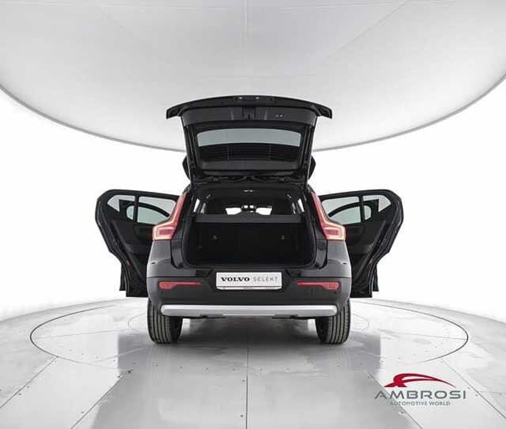 Volvo XC40 usata a Perugia (7)