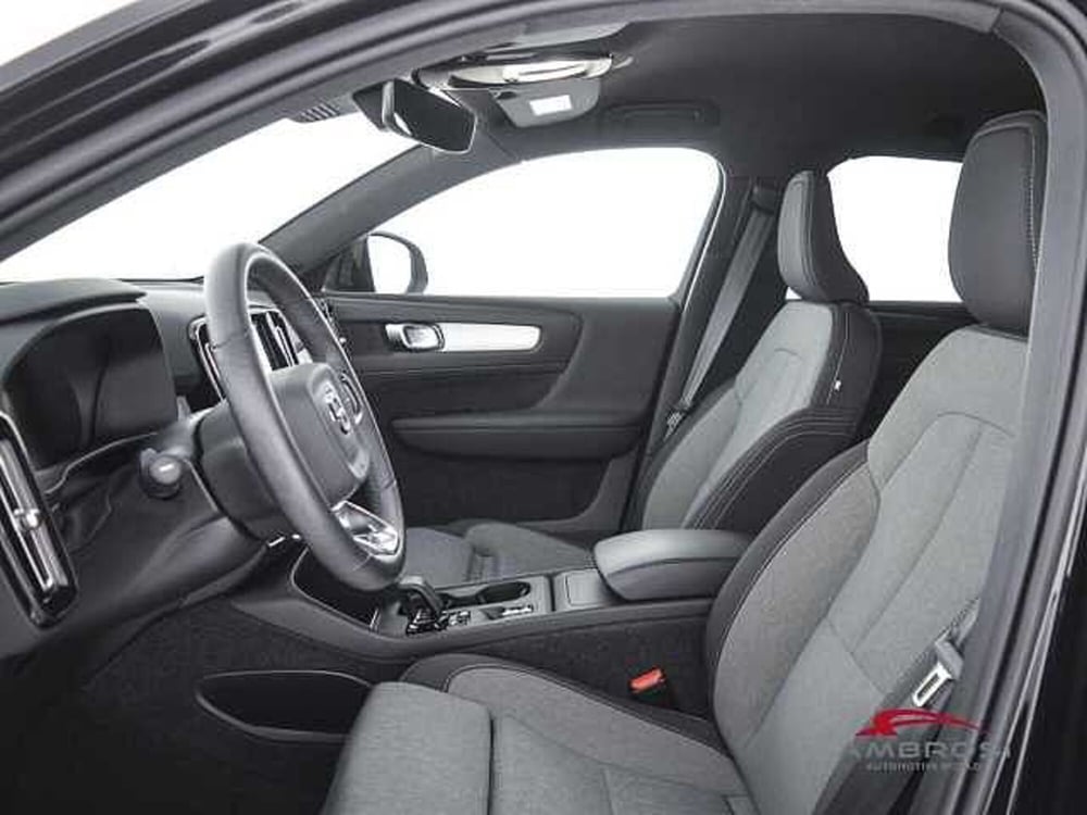 Volvo XC40 usata a Perugia (9)