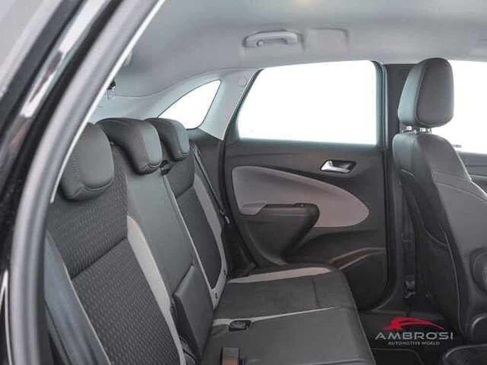 Opel Crossland X usata a Perugia (11)