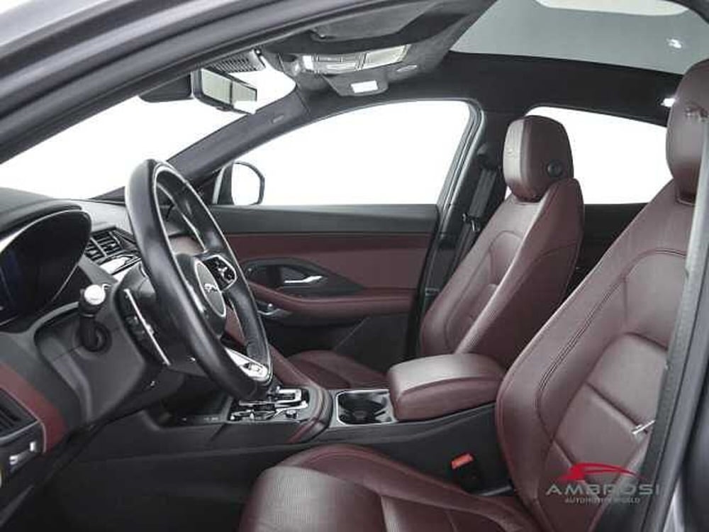 Jaguar E-Pace usata a Perugia (9)