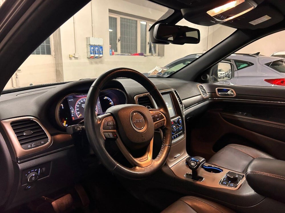 Jeep Grand Cherokee usata a Verona (8)