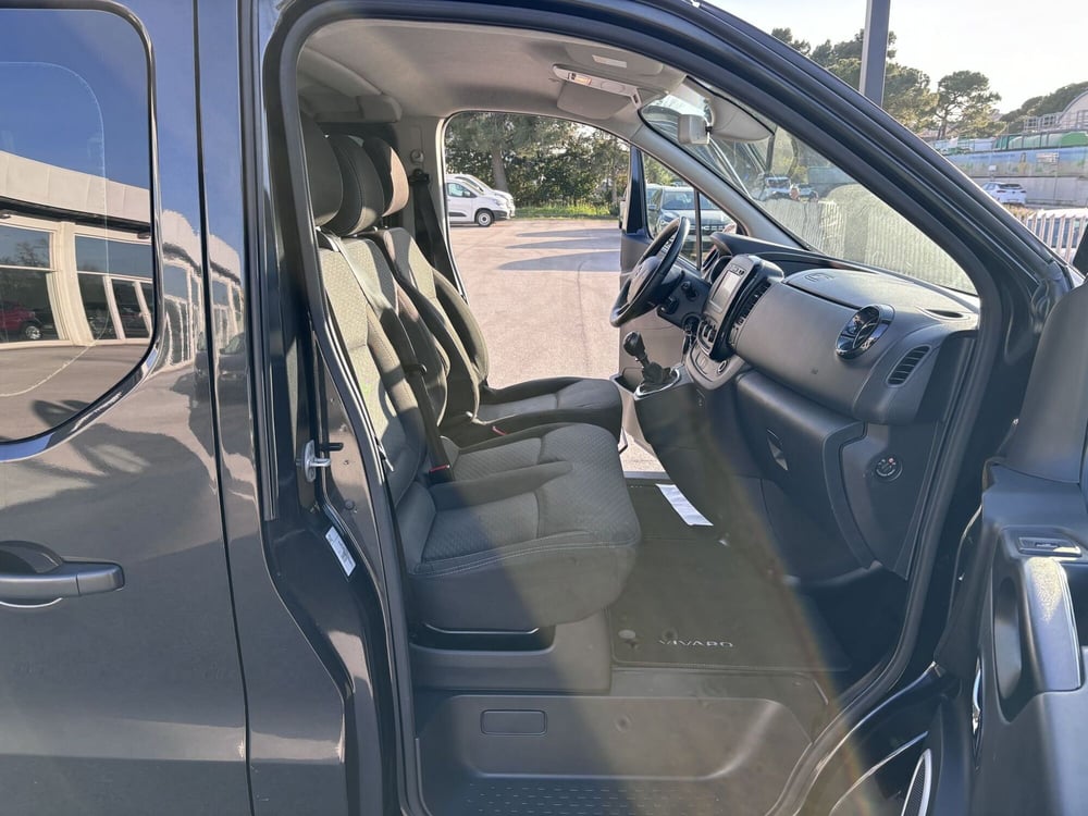 Opel Vivaro Furgone usata a Ancona (13)