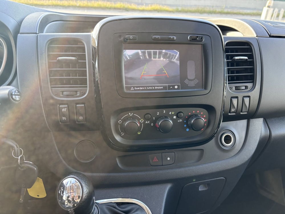 Opel Vivaro Furgone usata a Ancona (17)