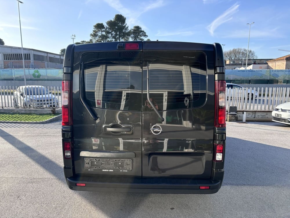 Opel Vivaro Furgone usata a Ancona (6)