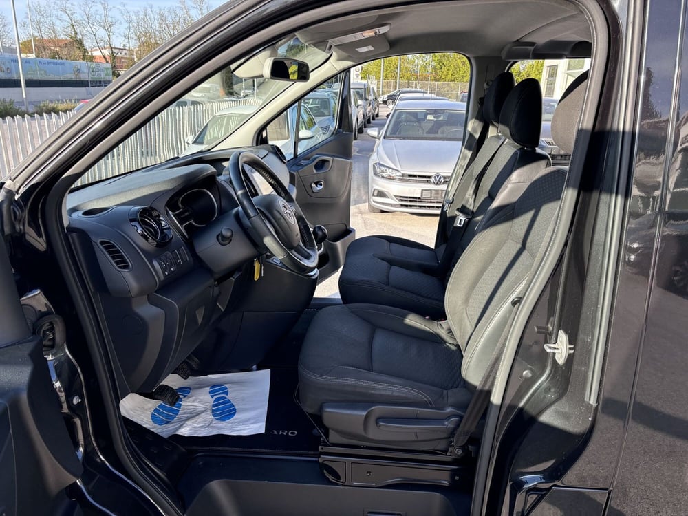Opel Vivaro Furgone usata a Ancona (9)