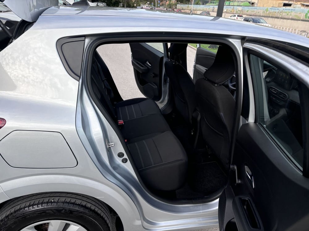 Dacia Sandero usata a Ancona (12)
