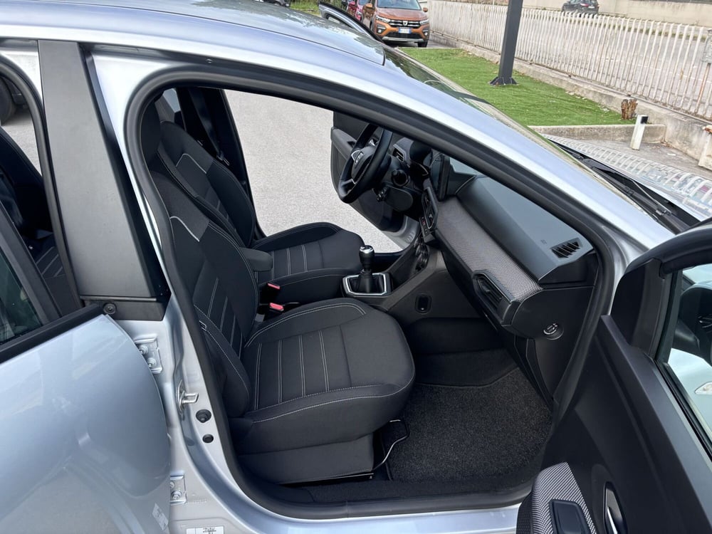 Dacia Sandero usata a Ancona (13)