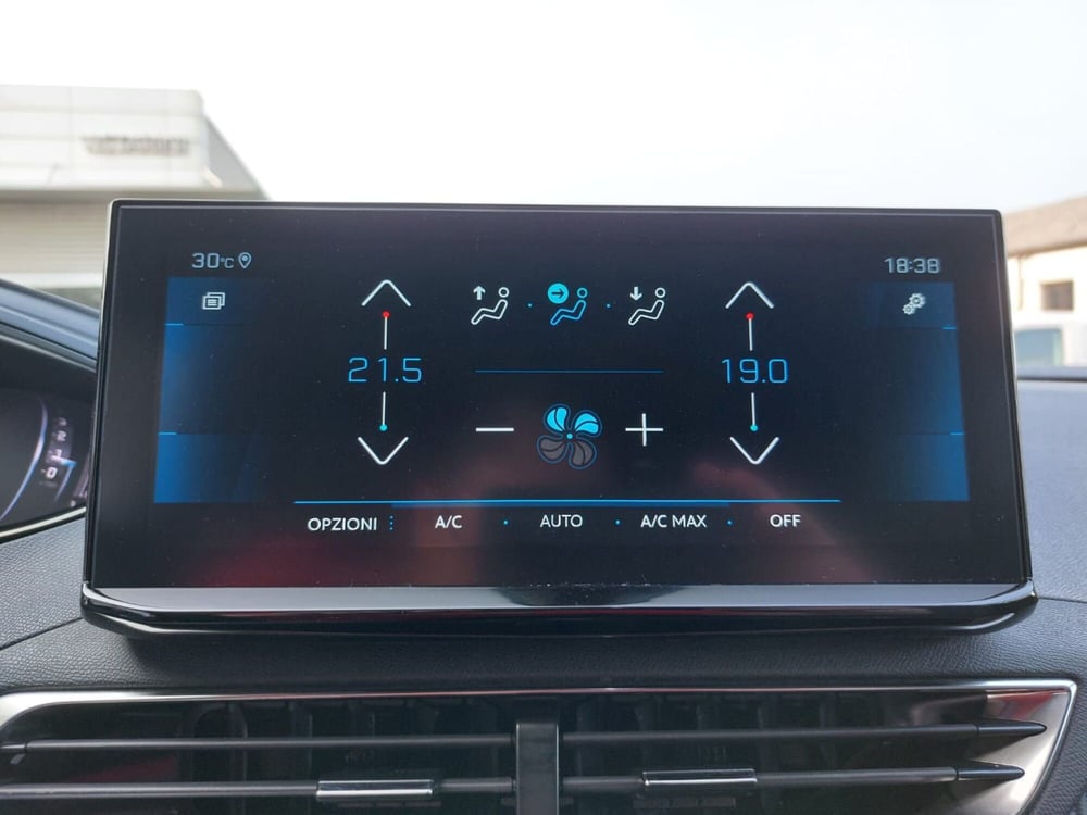 Peugeot 3008 usata a Pavia (8)