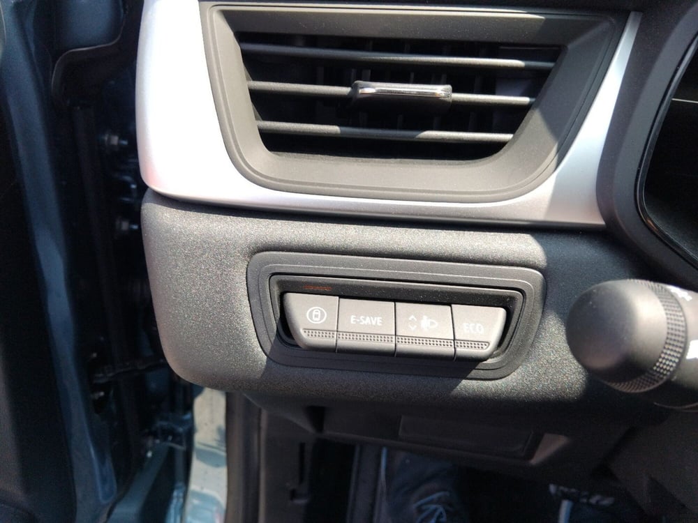 Renault Symbioz nuova a Roma (14)