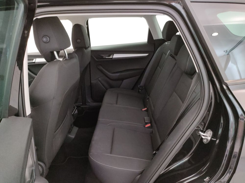 Skoda Karoq usata a Varese (11)
