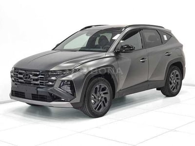 Hyundai Tucson 1.6 hev Exellence 2wd auto nuova a Vicenza