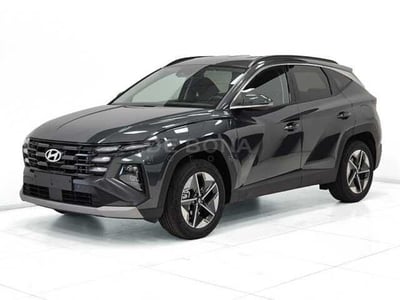 Hyundai Tucson 1.6 crdi 48V Business 2wd dct nuova a Vicenza