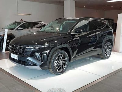 Hyundai Tucson 1.6 hev Exellence 2wd auto nuova a Vicenza