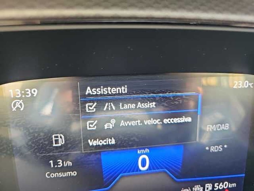 Volkswagen T-Cross usata a Lecco (15)