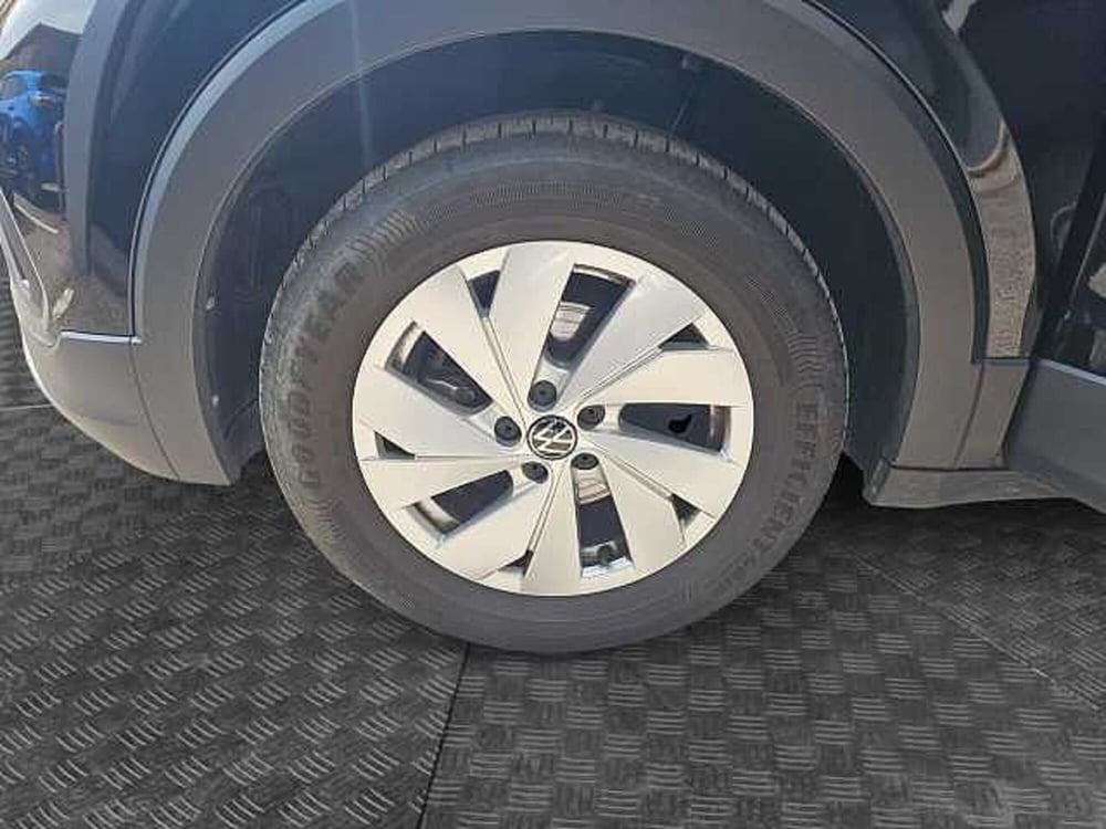 Volkswagen T-Cross usata a Lecco (19)