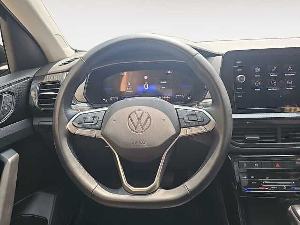 Volkswagen T-Cross usata a Lecco (9)