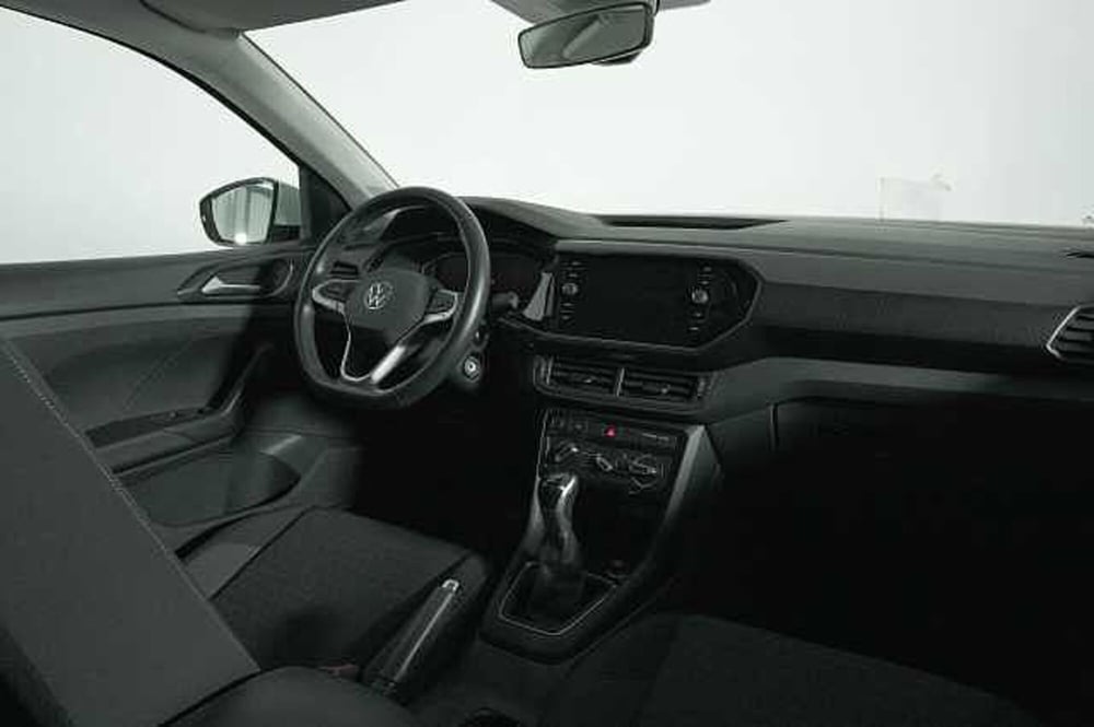 Volkswagen T-Cross usata a Como (11)