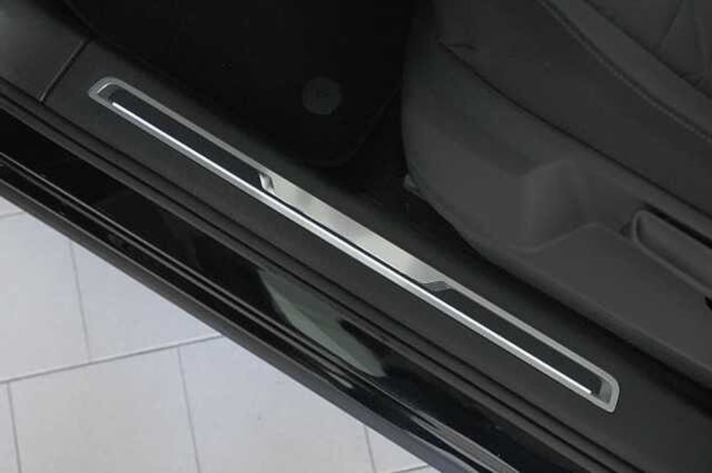 Volkswagen Tiguan usata a Como (16)