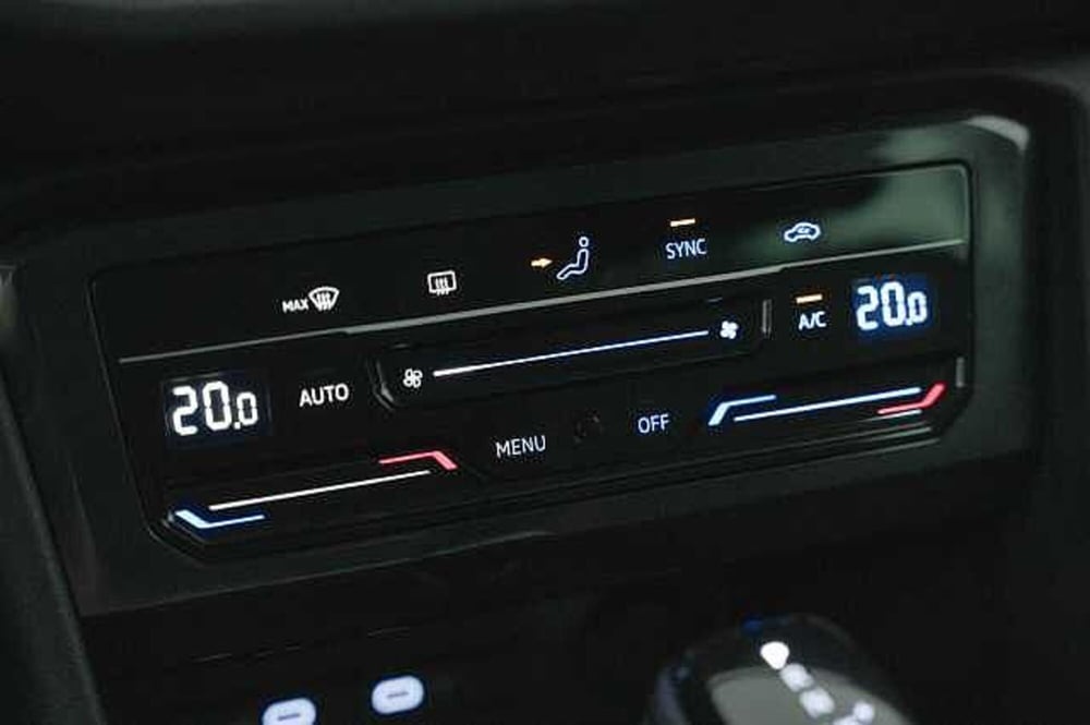 Volkswagen Tiguan usata a Como (20)
