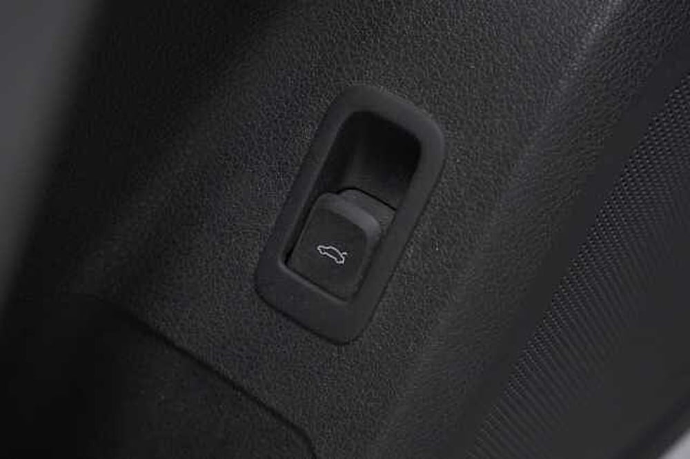 Audi Q2 usata a Como (18)