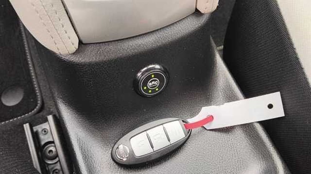 Nissan Micra usata a Milano (11)