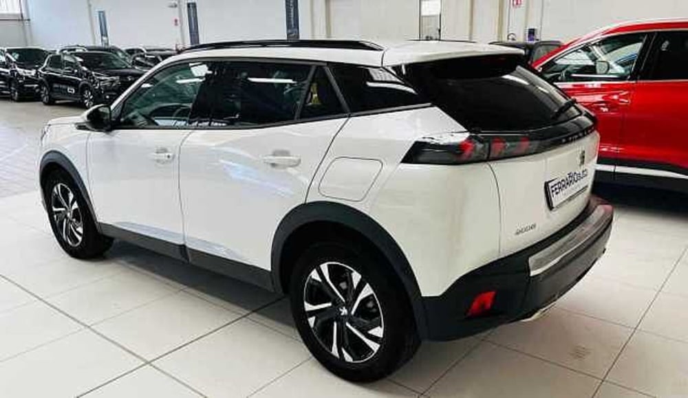 Peugeot 2008 usata a Milano (4)