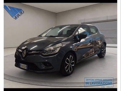 Renault Clio TCe 12V 90 CV 5 porte Moschino Zen del 2019 usata a Catania