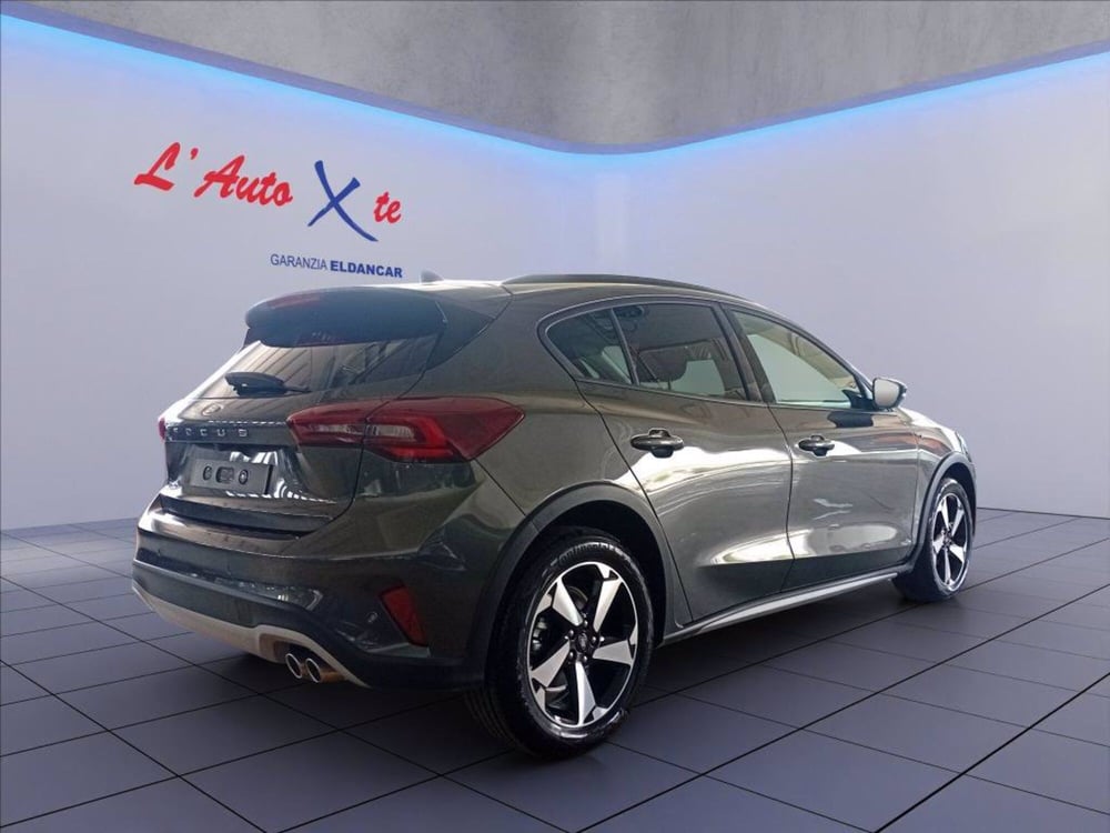 Ford Focus Station Wagon nuova a Milano (11)