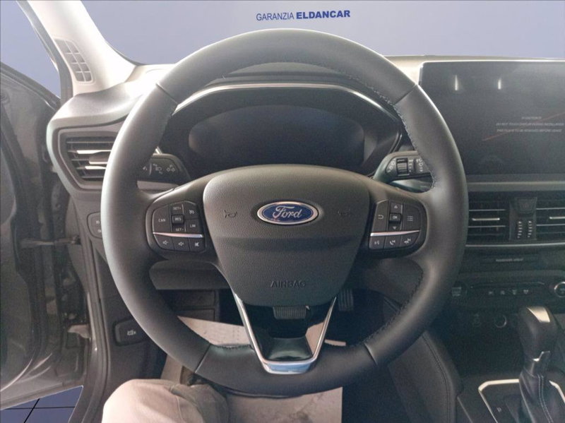 Ford Focus Station Wagon nuova a Milano (5)