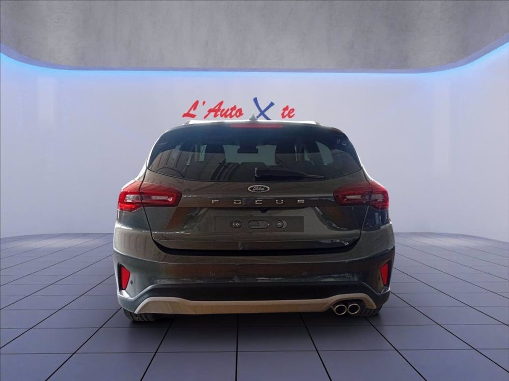 Ford Focus Station Wagon nuova a Milano (9)