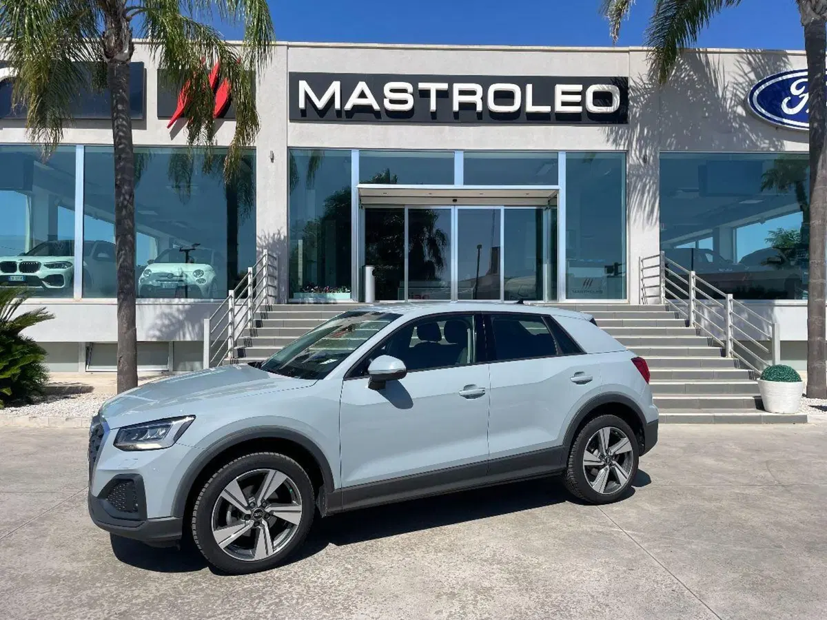 Audi Q2 usata a Lecce (4)