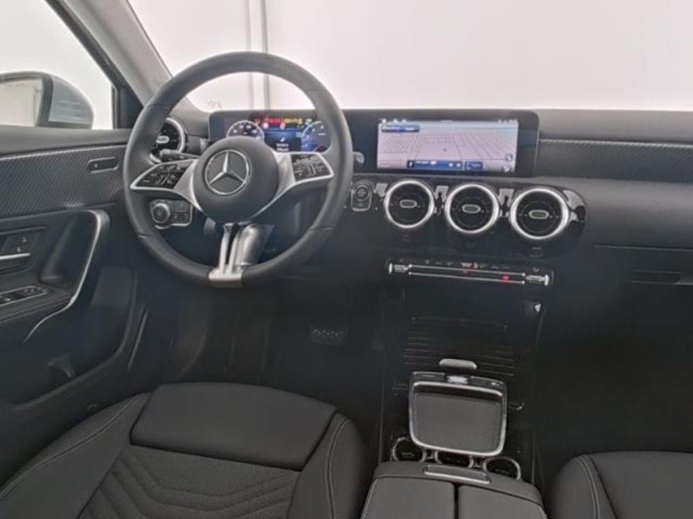 Mercedes-Benz Classe A usata a Milano (5)