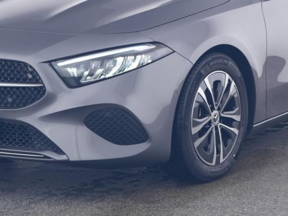 Mercedes-Benz Classe A usata a Milano (3)