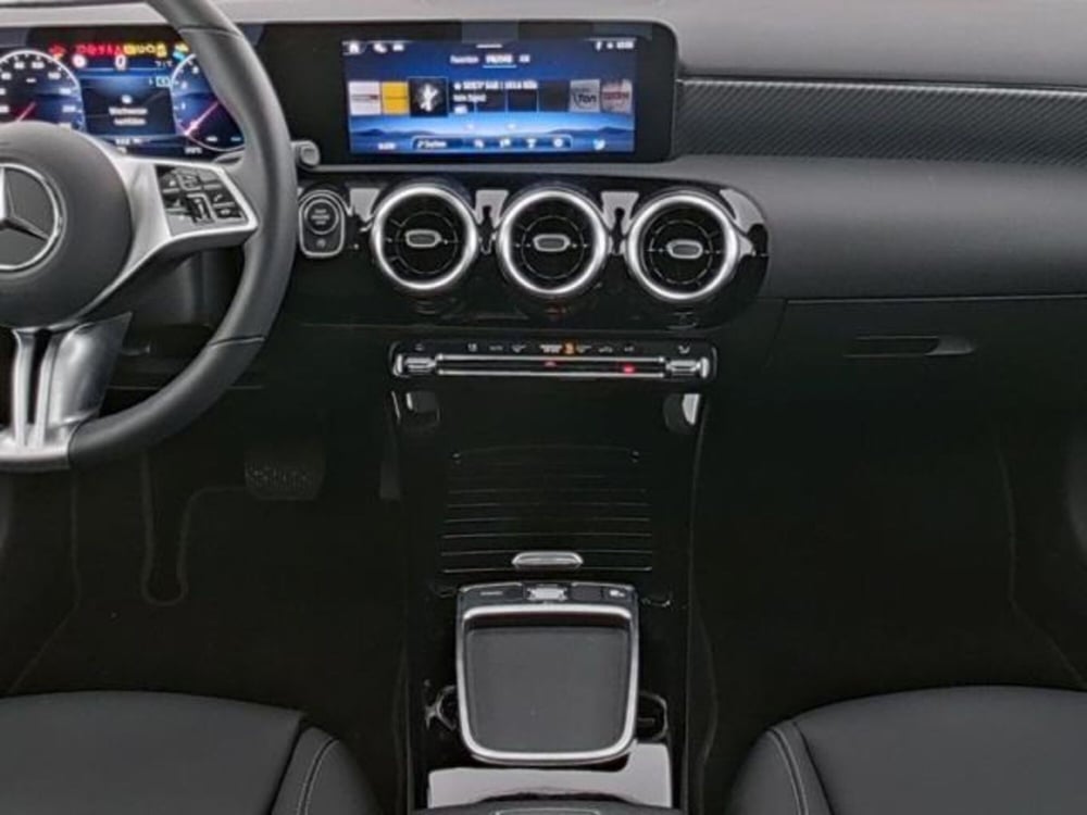 Mercedes-Benz Classe A usata a Milano (4)
