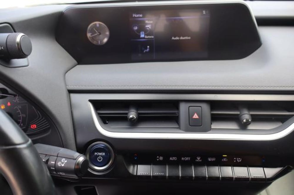 Lexus UX usata a Gorizia (4)